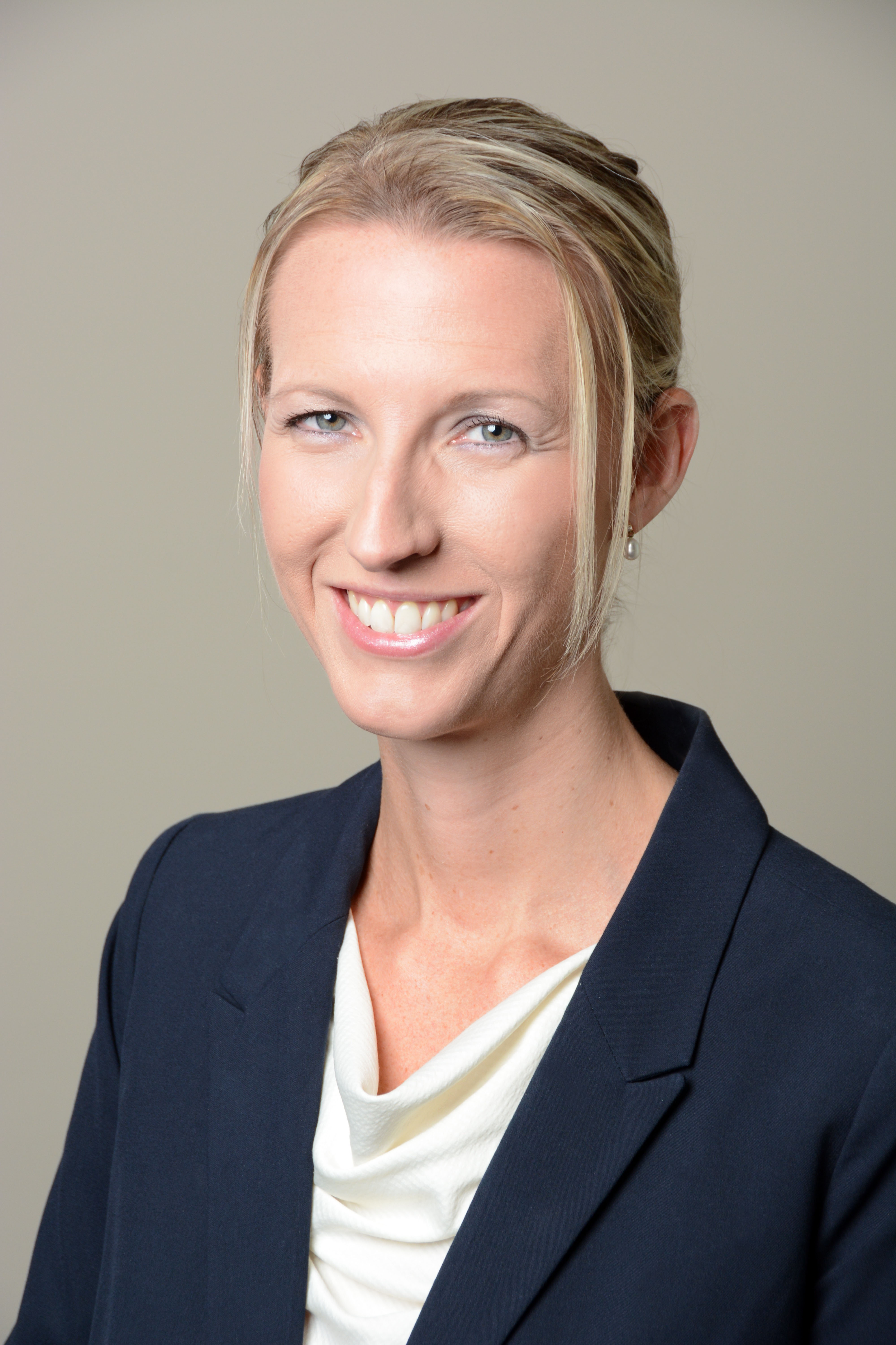 Holli i.jpg